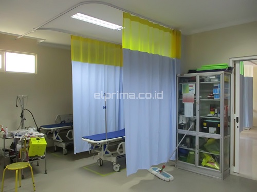 Gorden PVC Anti Darah