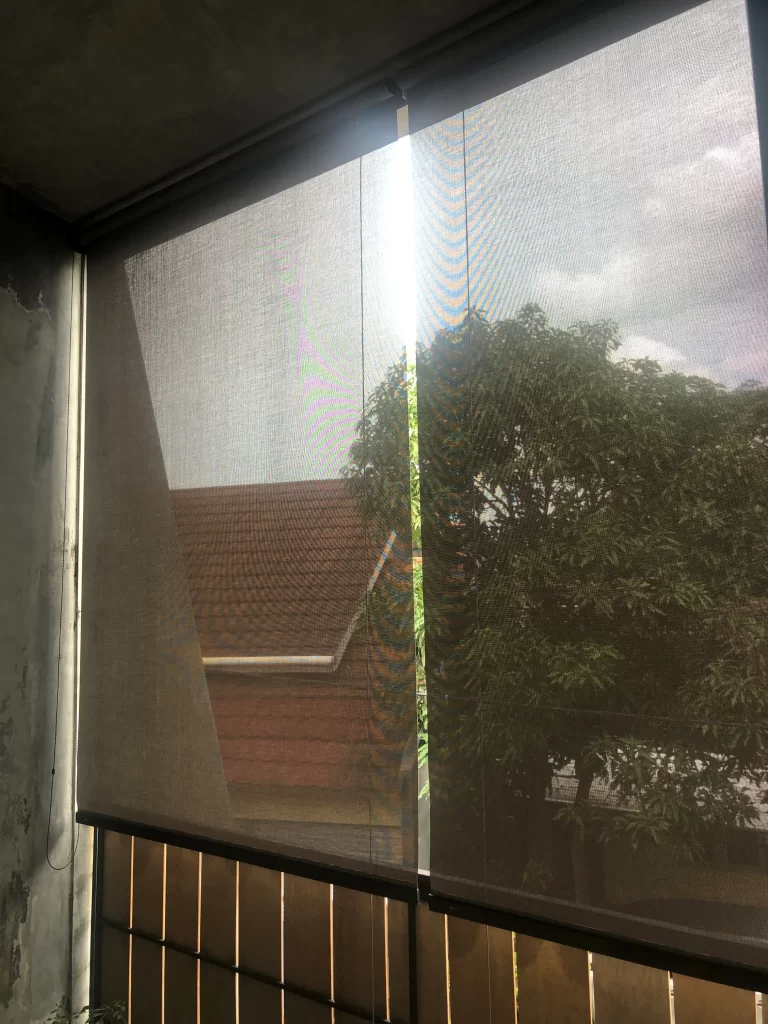 Magnetic Roller Blind